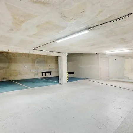 Sublime Avec Parking 17 Wagram Διαμέρισμα *